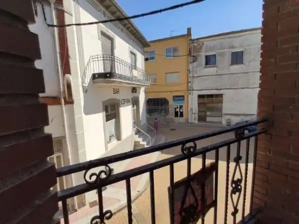 Vista exterior de Pis en venda en Lumbrales amb Calefacció, Moblat i Rentadora