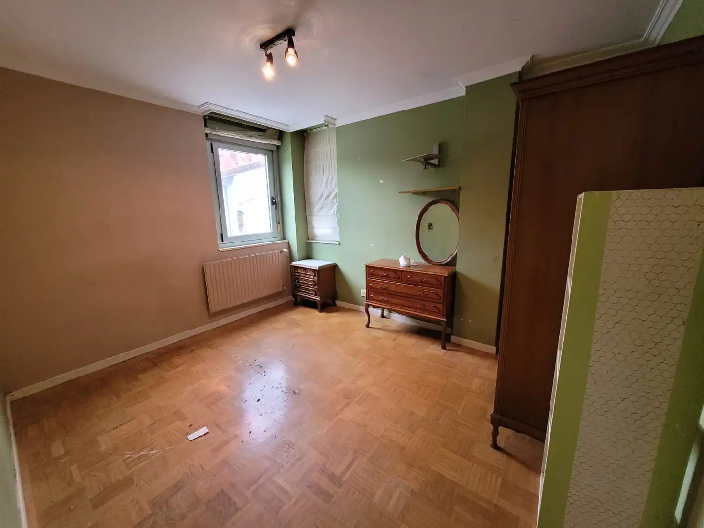Bedroom of Flat for sale in Bilbao   with Heating, Parquet flooring and Storage room