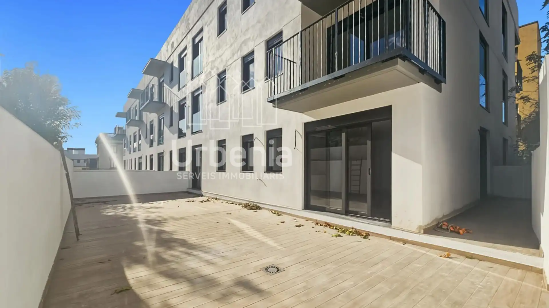 Vista exterior de Piso en venta en Arenys de Mar con Aire acondicionado, Calefacción y Terraza