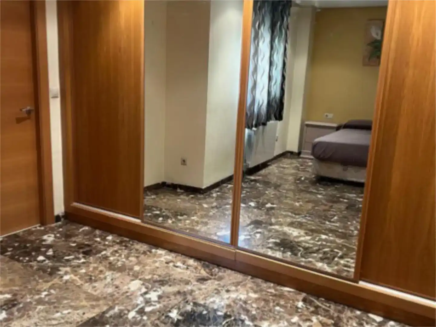 Dormitori de Casa adosada en venda en Alfafar amb Aire condicionat i Balcó