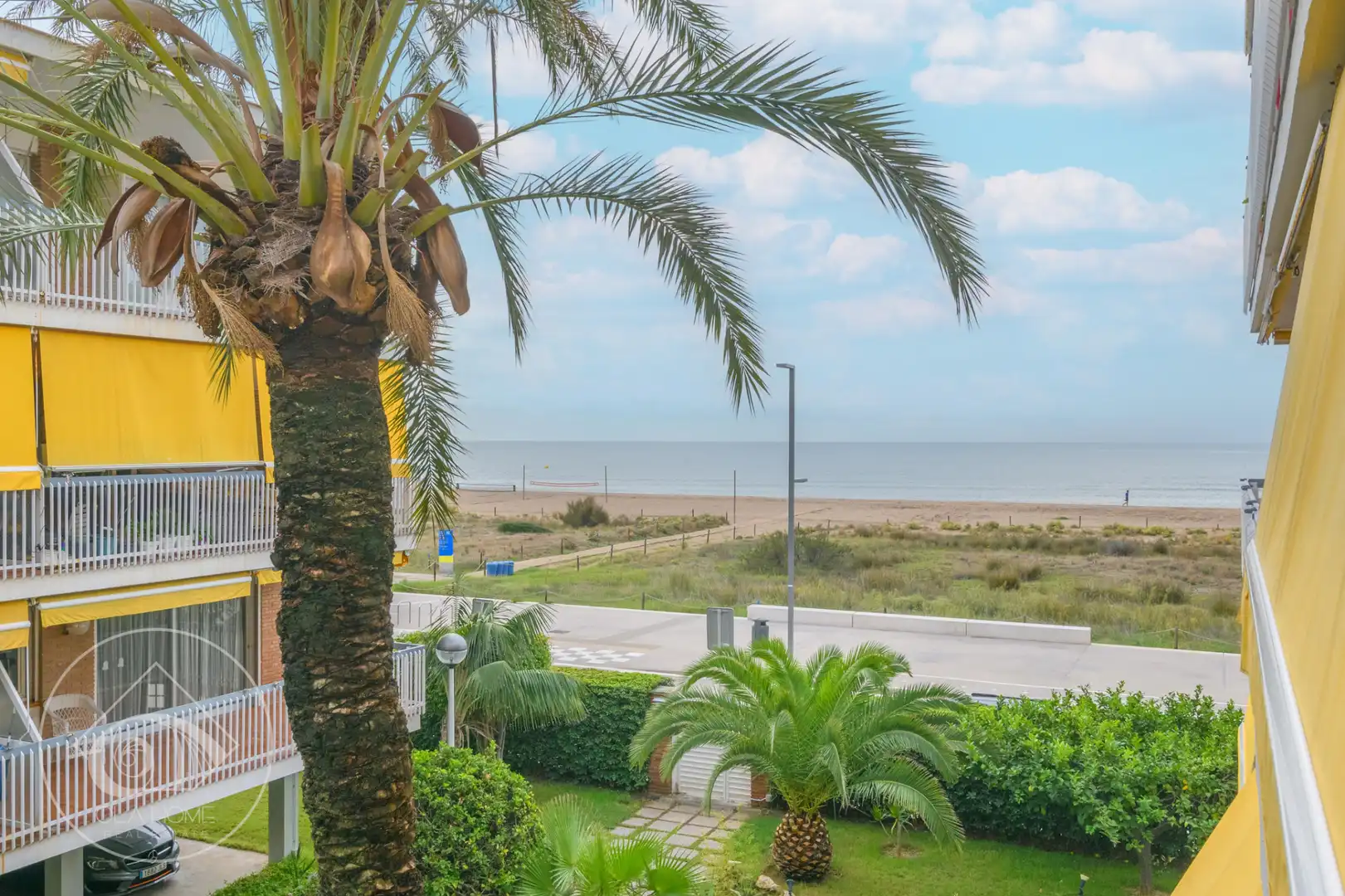 Piso con terraza en venta en Passeig Marítim