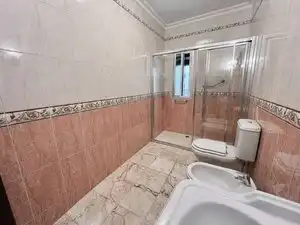 Bathroom of Houses for sale in Dos Hermanas  with Air Conditioner, Private garden and Furnished
