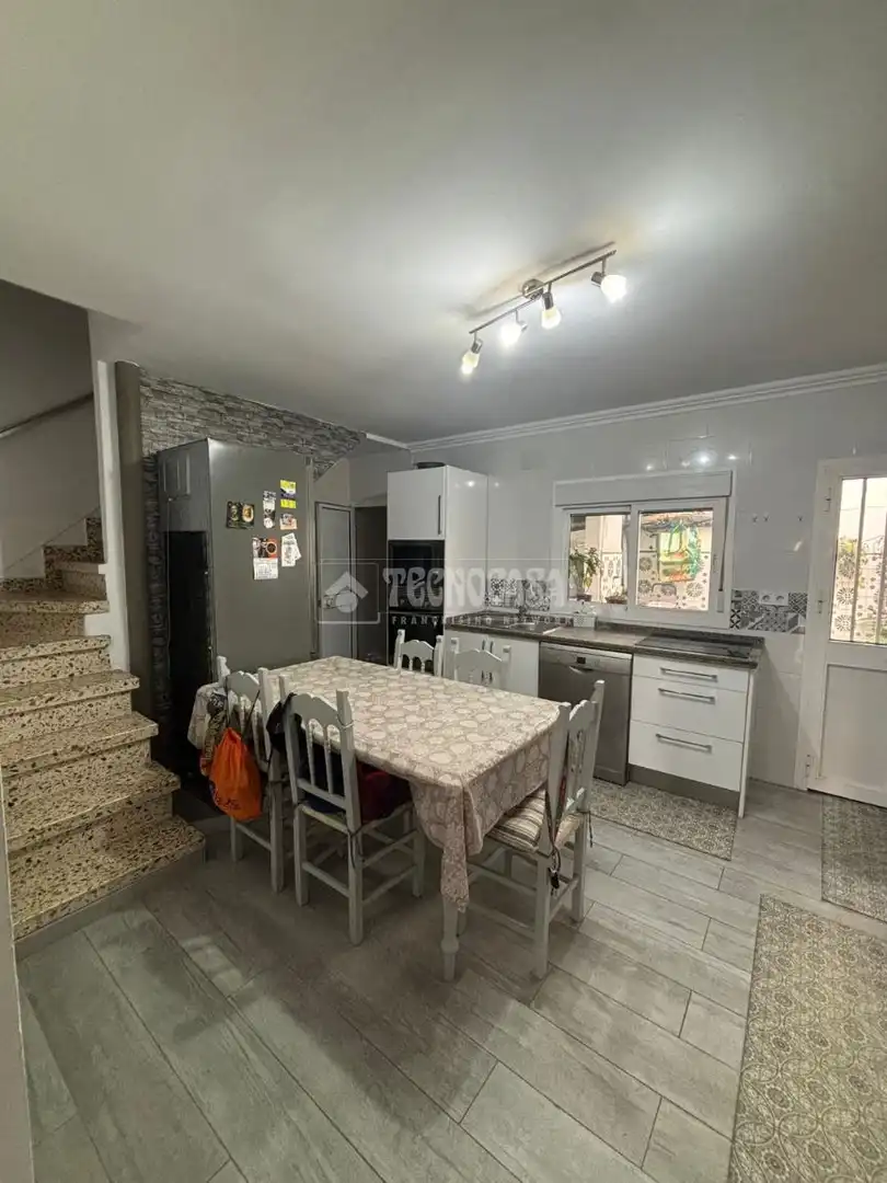 Kitchen of Detached homes for sale in Alcalá de Guadaira  with Air Conditioner and Terrace
