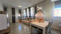 Living room of Flat for sale in Silla  with Air Conditioner