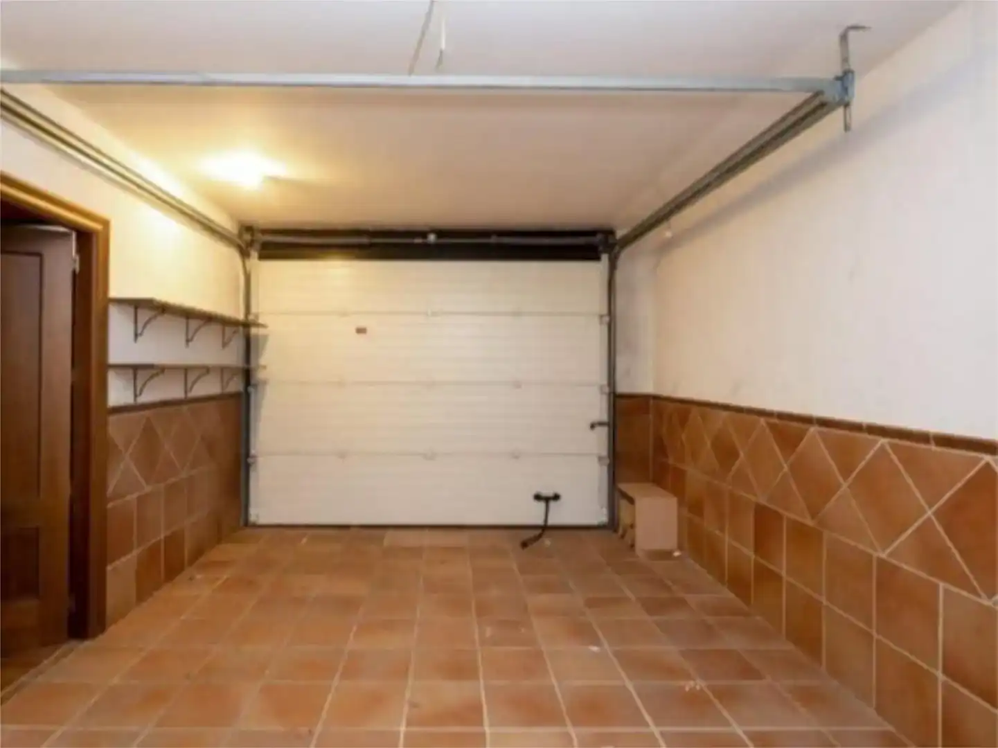 Casa adosada en venda en Villamena amb Traster, Moblat i Balcó