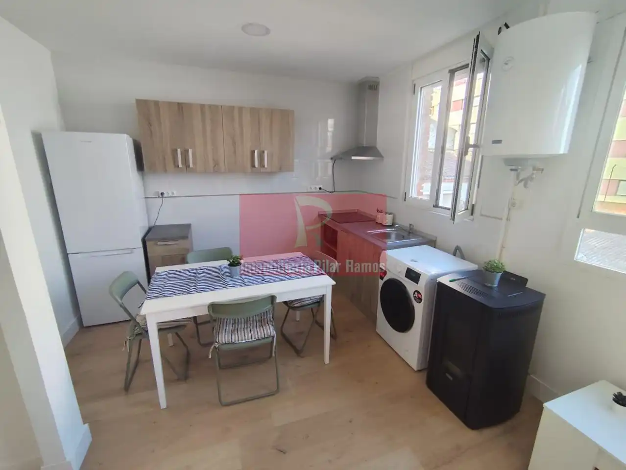 Cocina de Piso de alquiler en León Capital  con Calefacción, Parquet y Trastero