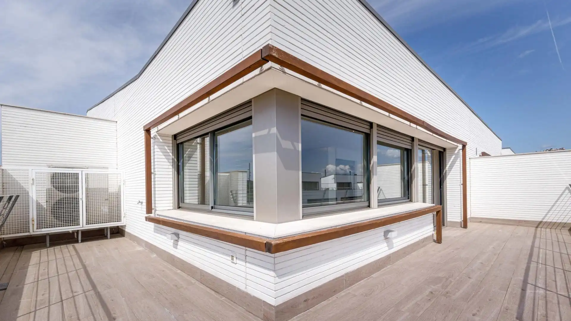 Vista exterior de Casa o chalet de alquiler en Sabadell con Aire acondicionado, Calefacción y Jardín privado