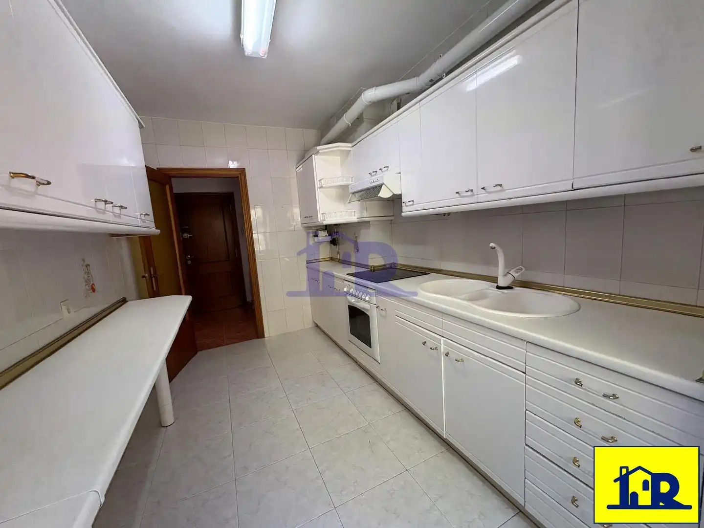 Appartamento con ascensore in vendita a del Manantial (P.V.121), imagen 13