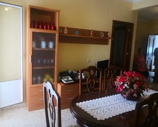Menjador de Casa o xalet en venda en Brenes amb Aire condicionat, Calefacció i Jardí privat