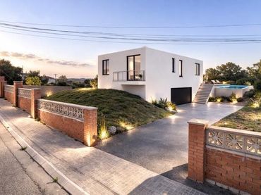 Detached house with pool for sale in Masquefa