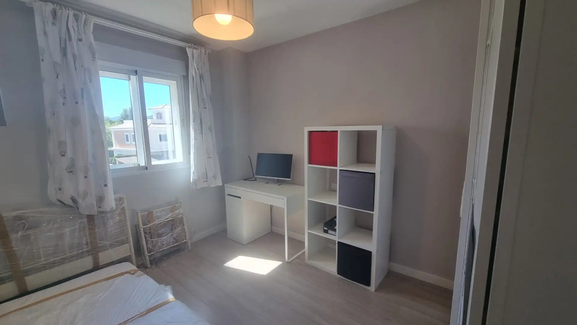 Flat with pool to rent in Churriana, imagen 17