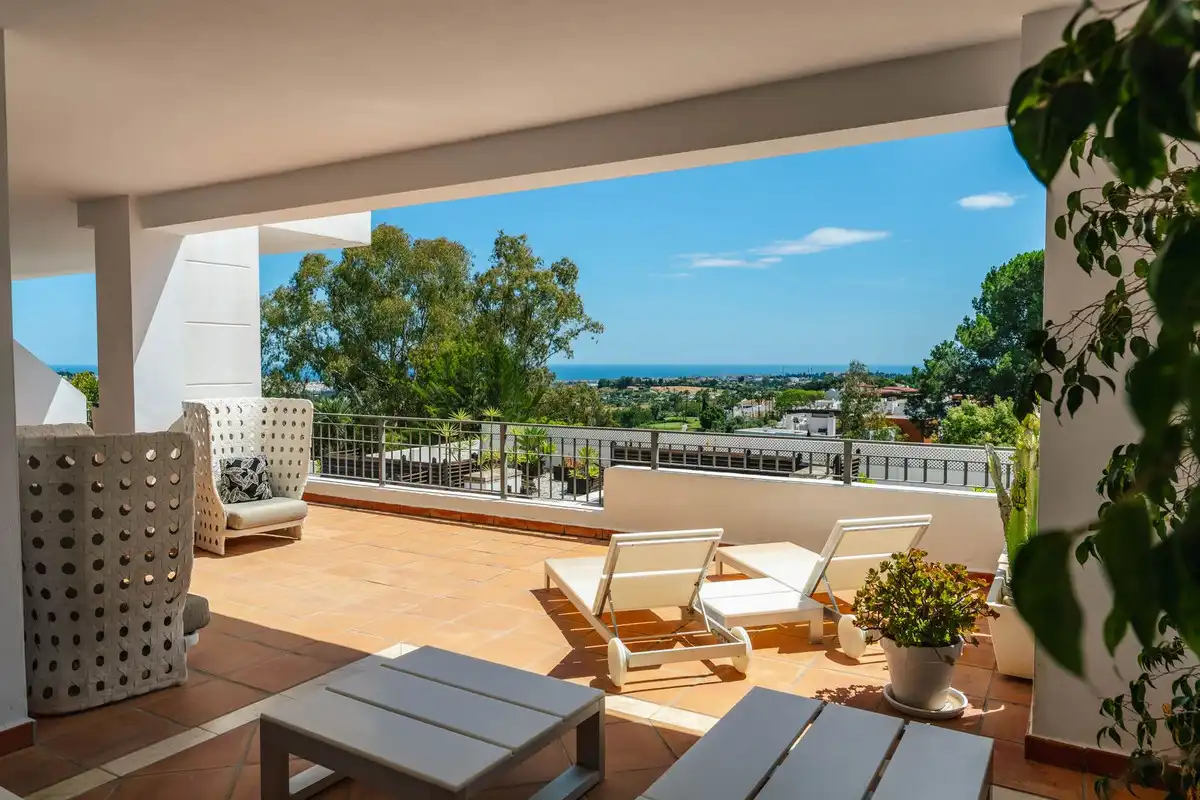 Terrassa de Apartament en venda en Benahavís amb Alarma