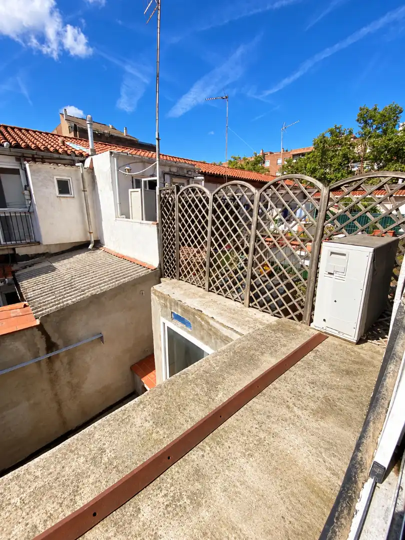 Terraza de Casa adosada en venta en Nou Barris