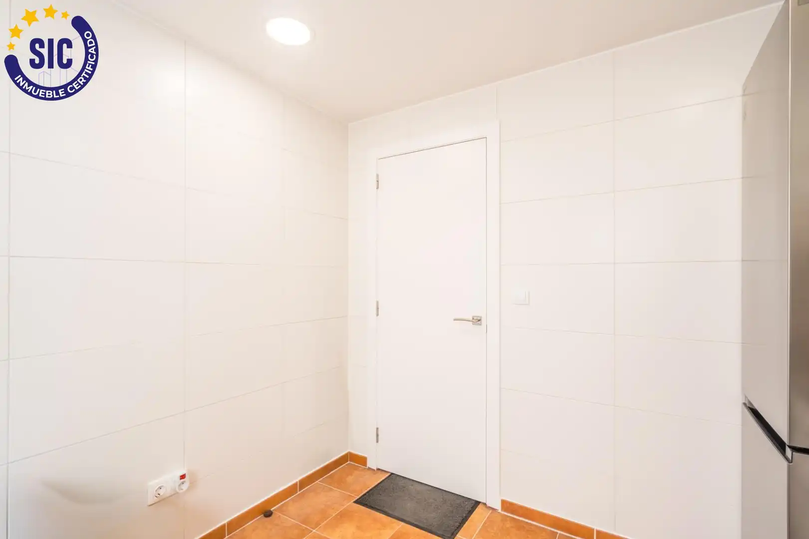 Wohnung zum Verkauf in Valencia mit Klimaanlage, Heizung und Terrasse