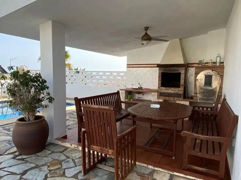 House with garden for sale in Hoya Molino 11, imagen 2