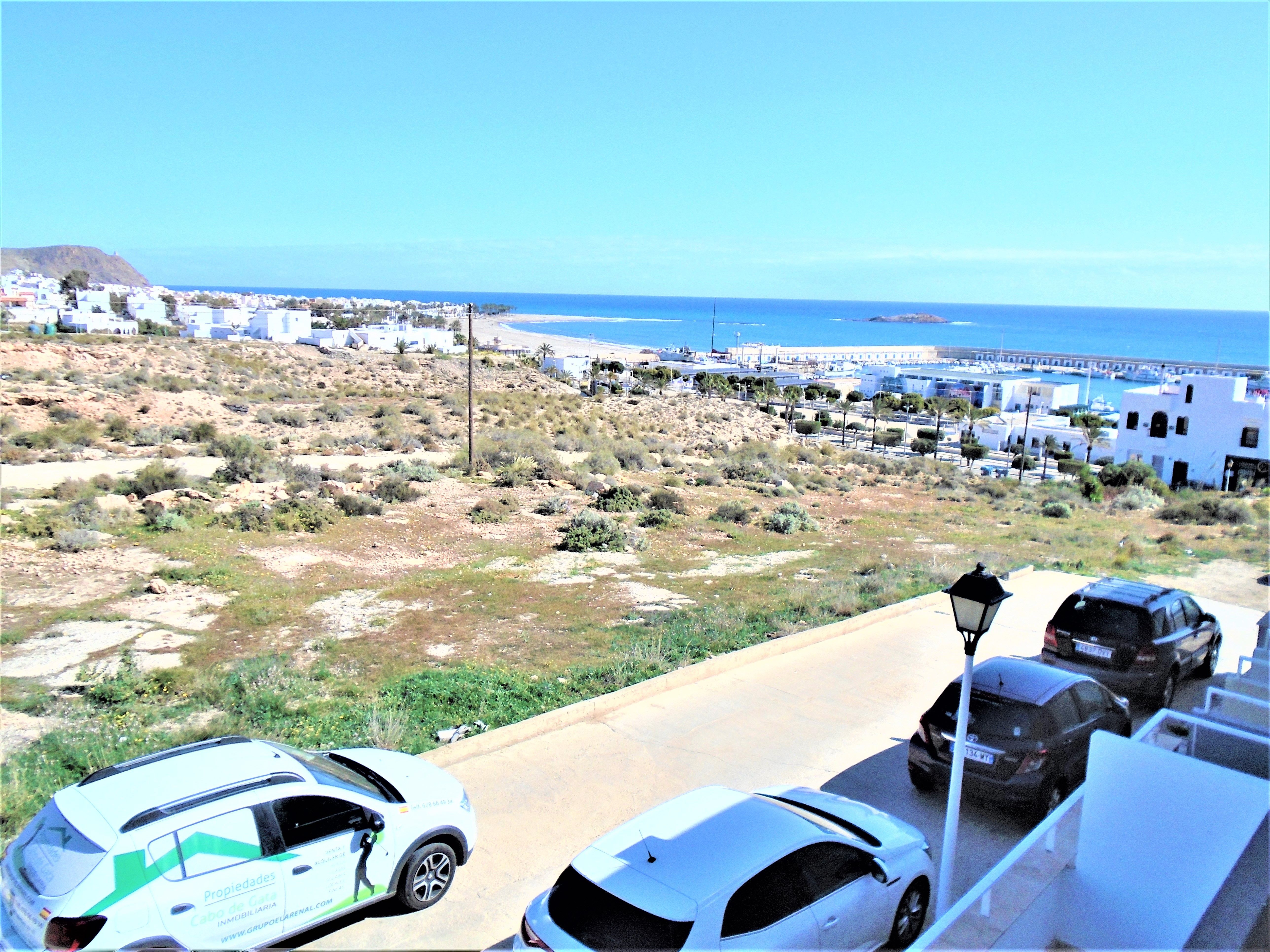 Vista exterior de Casa o xalet en venda en Carboneras amb Terrassa