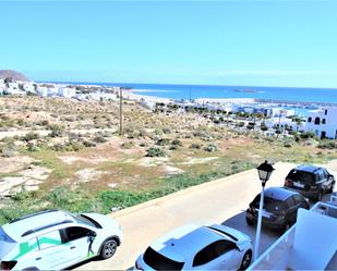 Vista exterior de Casa o xalet en venda en Carboneras amb Terrassa