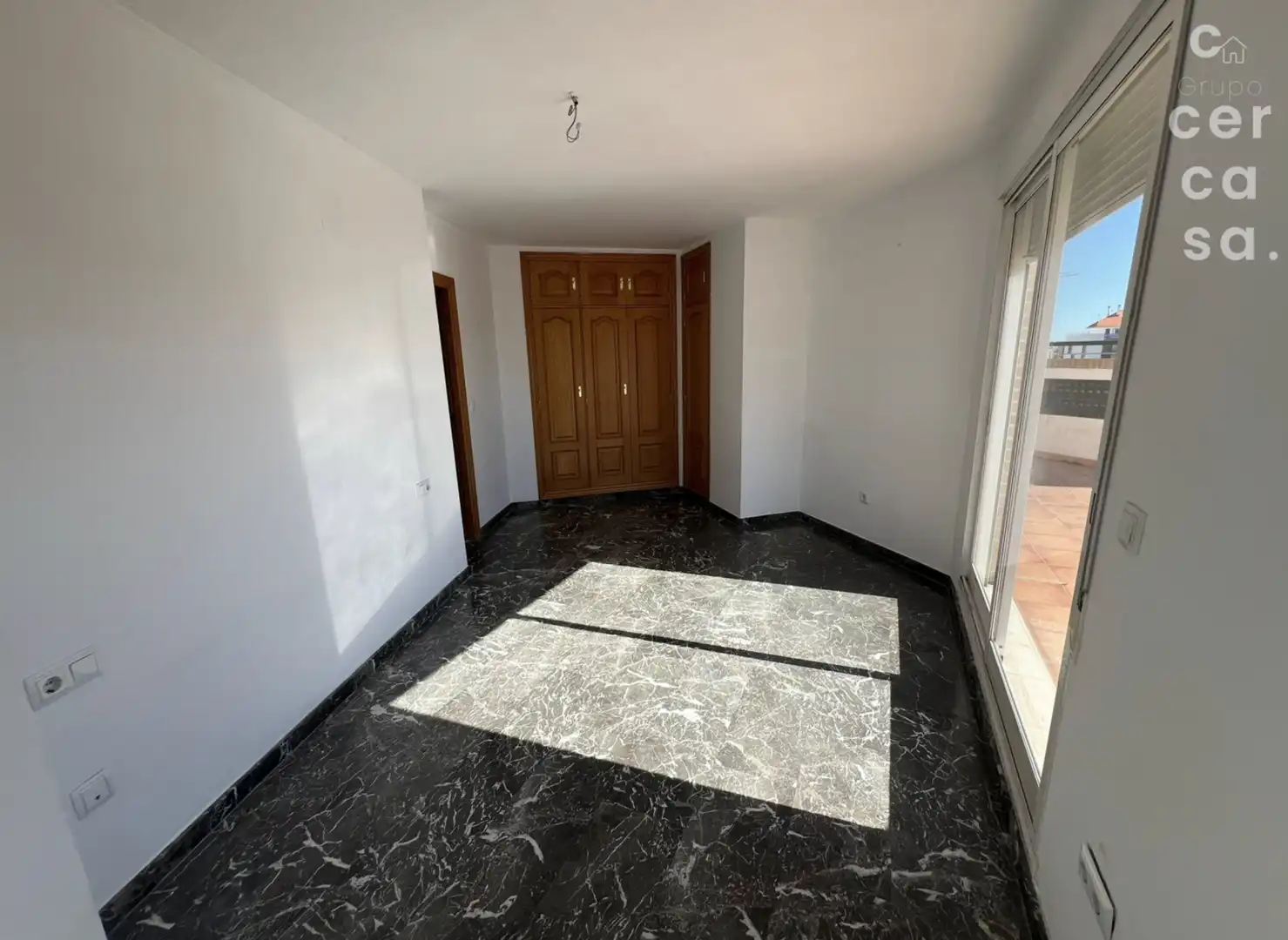 Schlafzimmer von Dachboden zum Verkauf in Valencia mit Terrasse