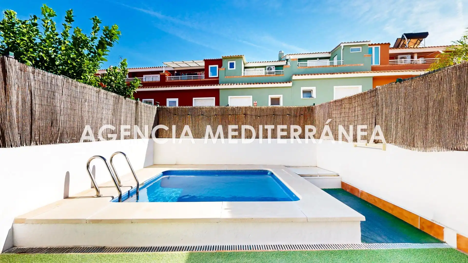 Casa a schiera con piscina in vendita a San Antonio de Benagéber, imagen 5