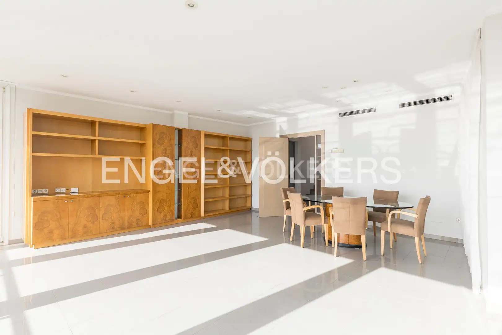 Dining room of Houses for sale in Barcelona  with Air Conditioner, Heating and Private garden