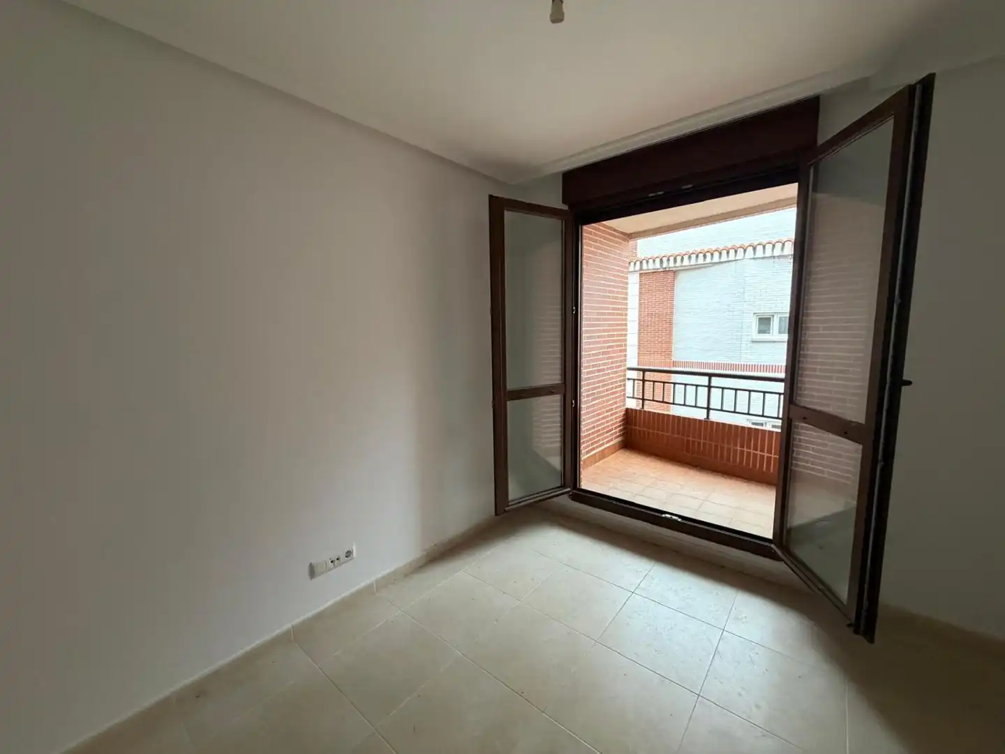 Terraza de Piso en venta en Meruelo con Calefacción, Terraza y Piscina comunitaria