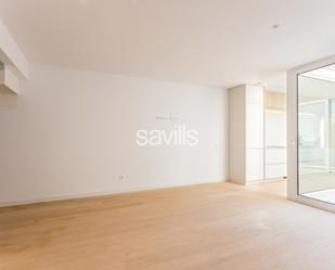Dormitori de Apartament en venda en  Barcelona Capital amb Terrassa