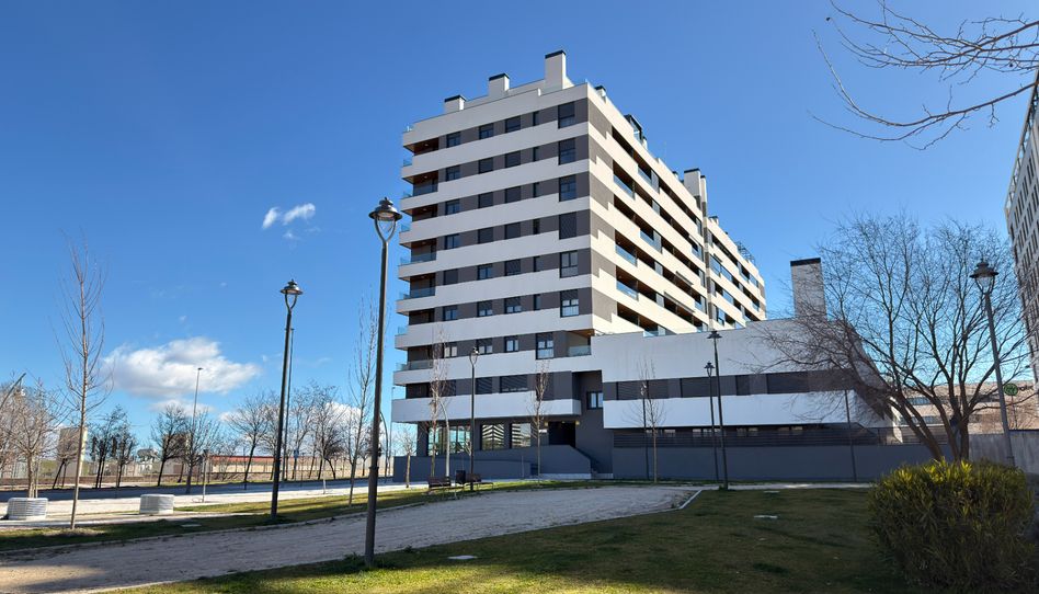 Apartamento de alquiler en Avenida de la Industria, 51, Primera Fase - Nuevo Tres Cantos - Imagen 2