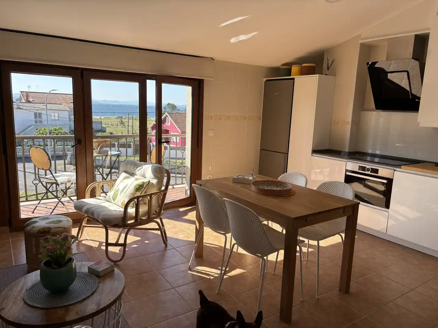 Comedor de Piso de alquiler en Ribeira con Jardín privado, Amueblado y Balcón