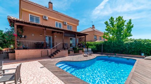 Foto 2 de Casa o chalet en venta en Avenida Valdelacea, 127, Zona el Caño, Arroyomolinos (Madrid)
