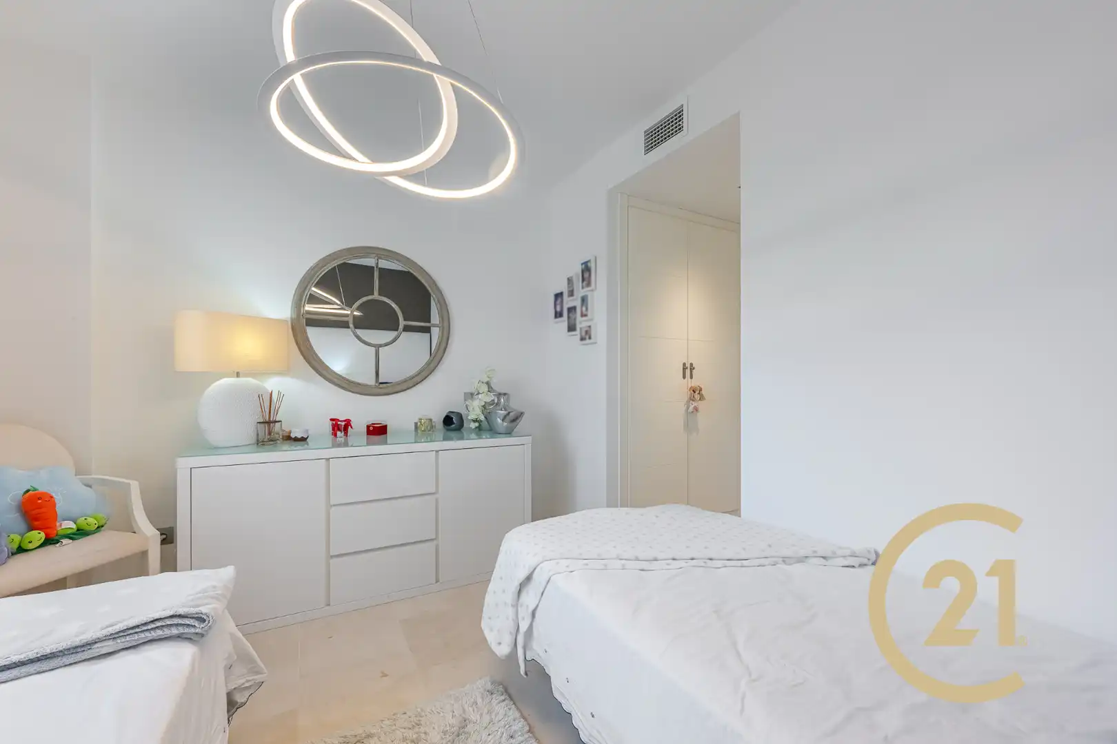 Habitación de Ático en venta en Benahavís con Aire acondicionado, Calefacción y Terraza
