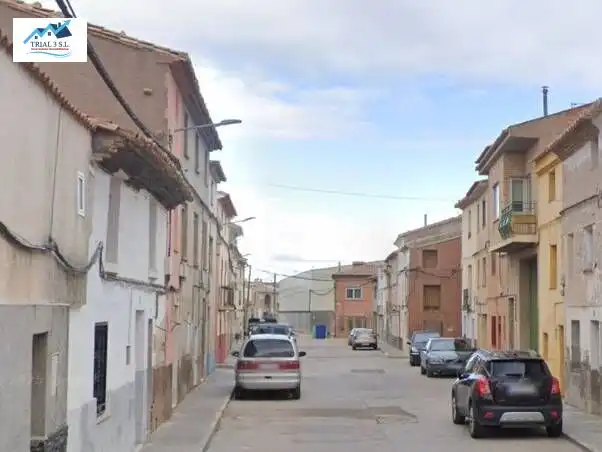 Vista exterior de Casa adosada en venda en Lumpiaque