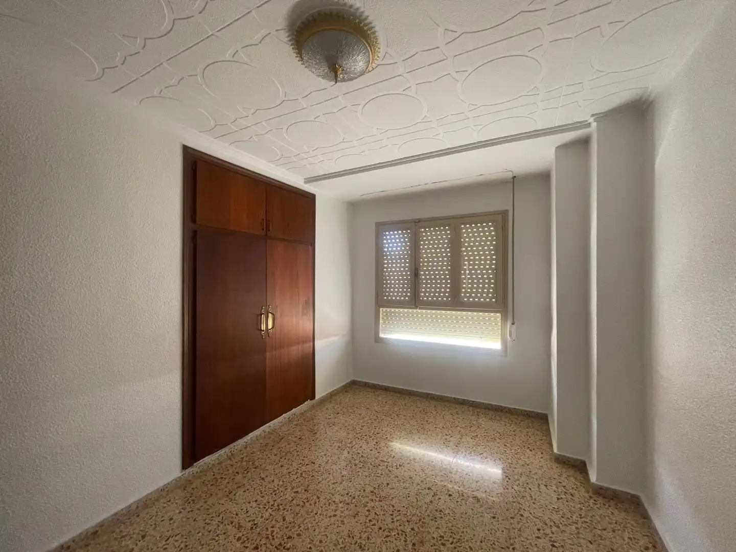 Flat for rent in Calle Fray Luis de Granada, 25, Plaza Castelar - Mercado Central