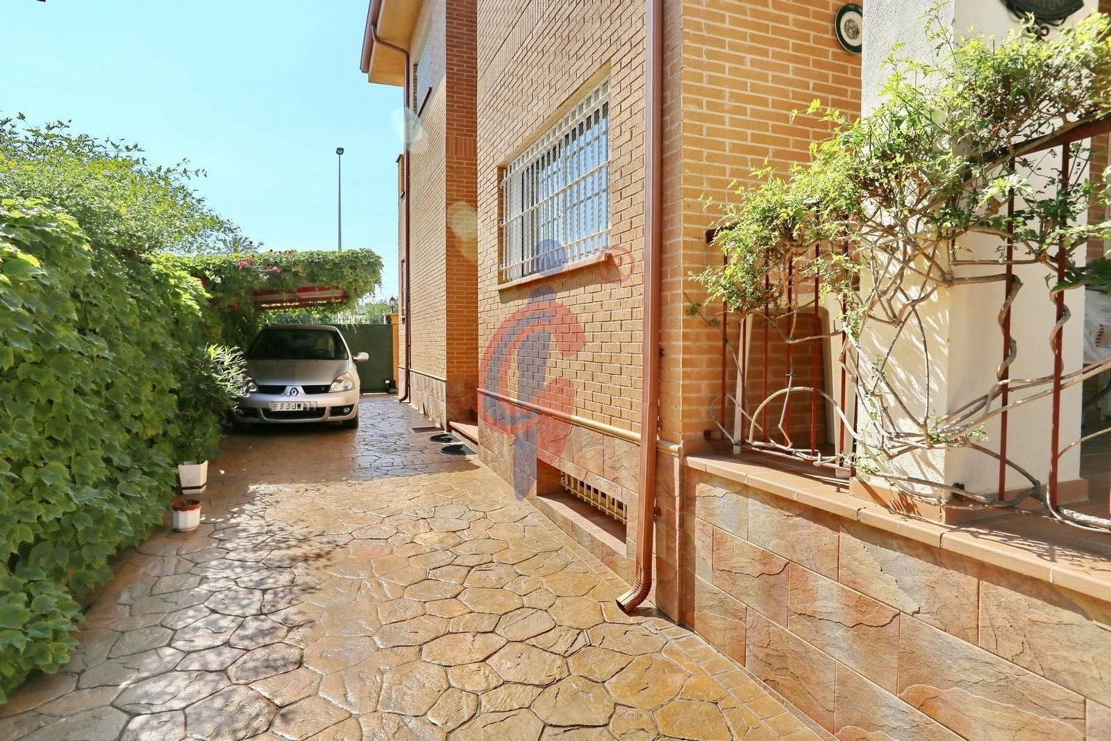Exterior view of House or chalet for sale in Elche / Elx  with Private garden and Terrace