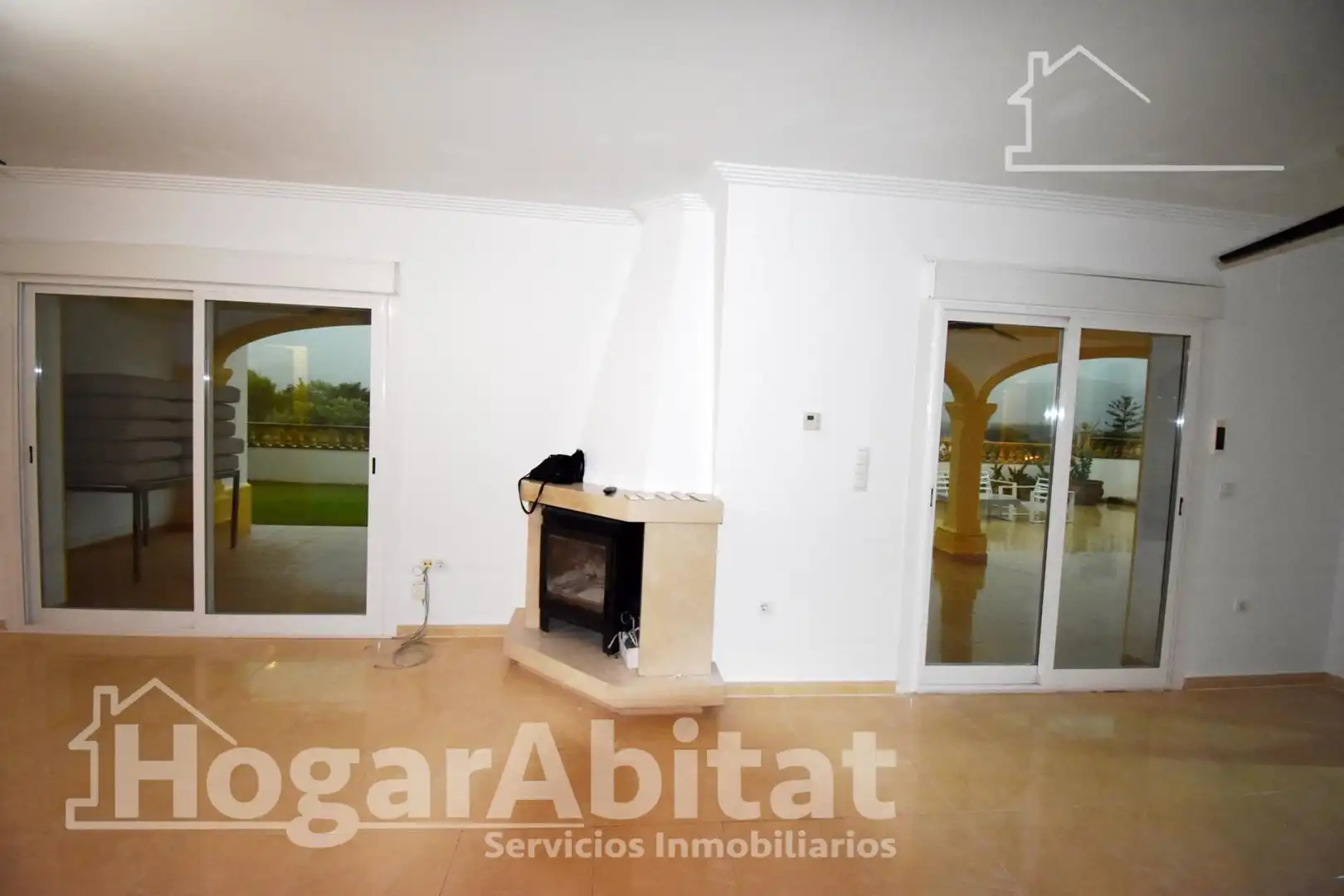 Sala de estar de Casa o chalet en venta en Beniarbeig con Aire acondicionado, Jardín privado y Terraza