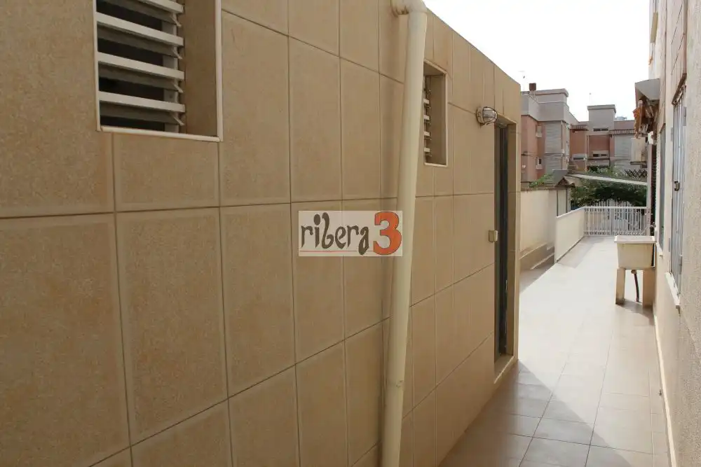 Wohnung zum Verkauf in San Javier mit Klimaanlage, Terrasse und Balkon