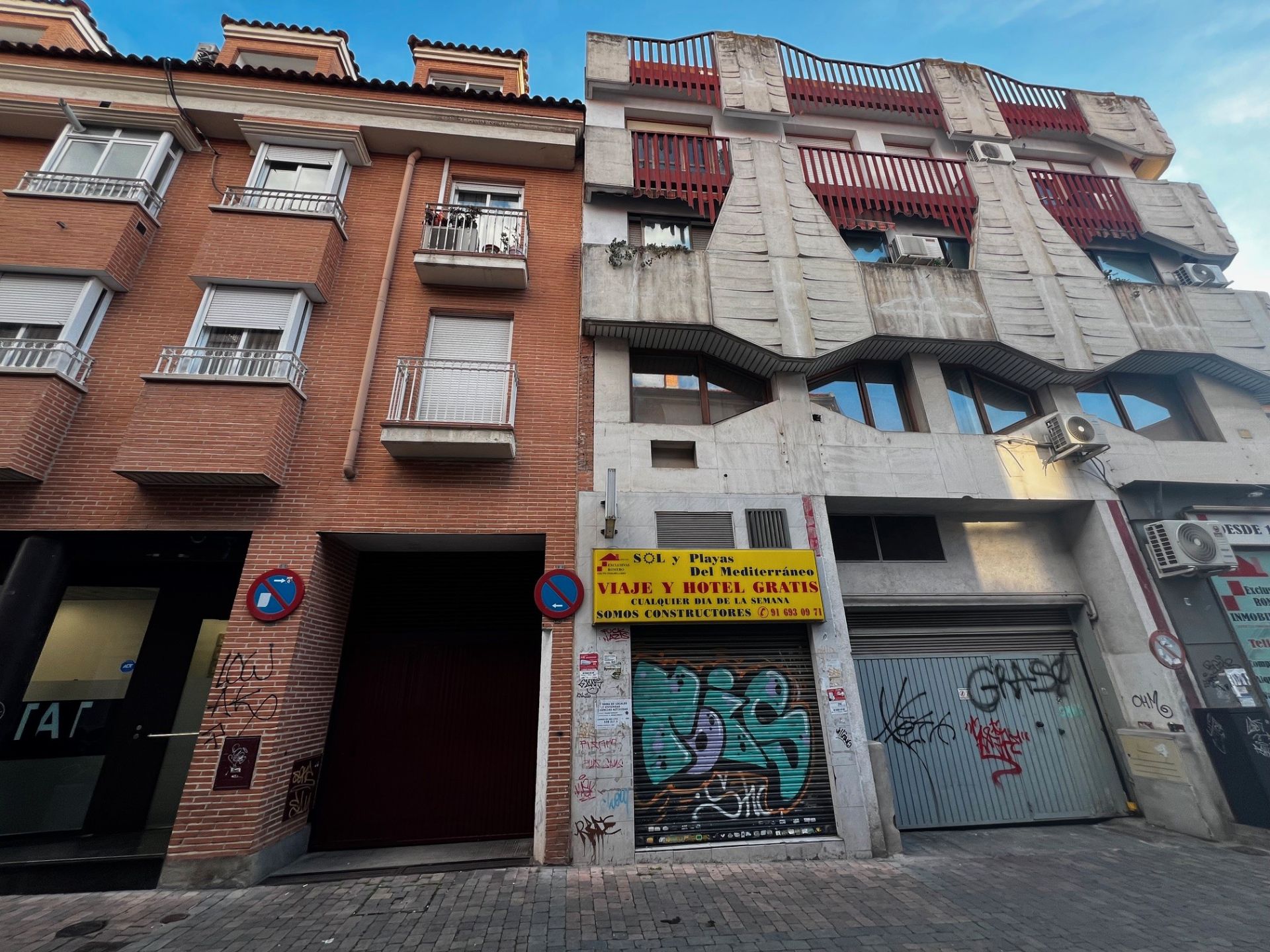 Vista exterior de Garatge en venda en Leganés