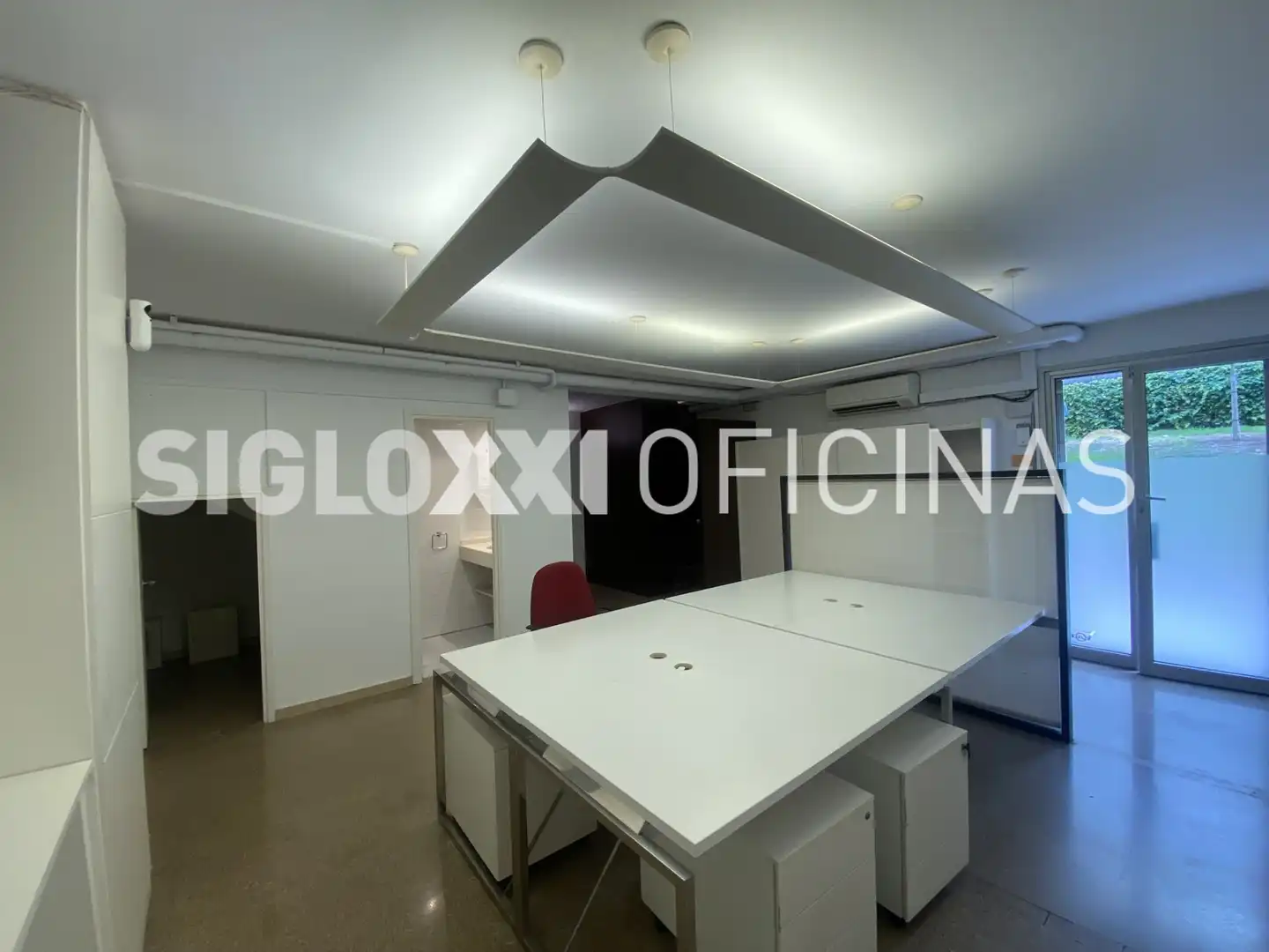 Büro zur Miete in Barcelona mit Klimaanlage, Heizung und Möbliert