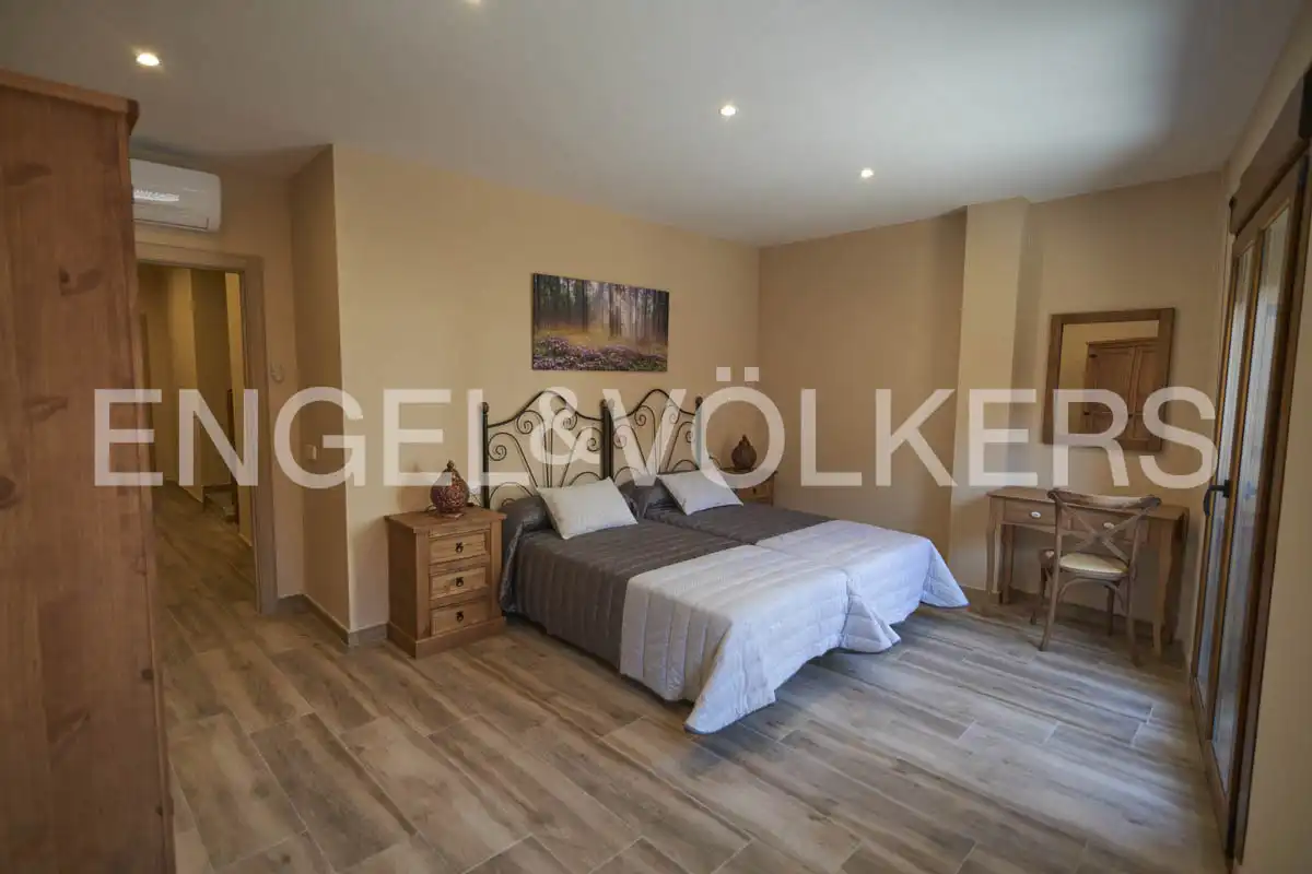 Casa pareada con terraza en venta en Carrer Major 57, imagen 6