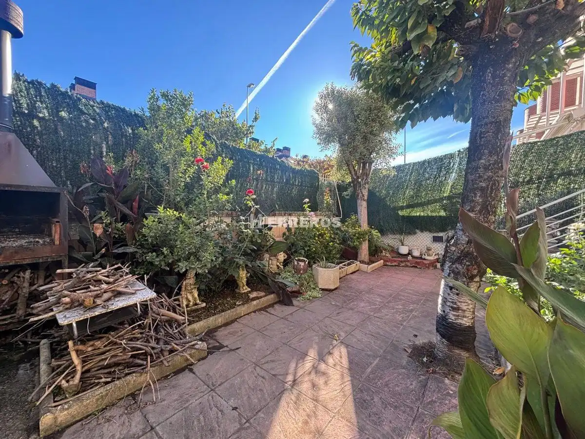 Casa a schiera con piscina in vendita a avda. de madrid, imagen 14