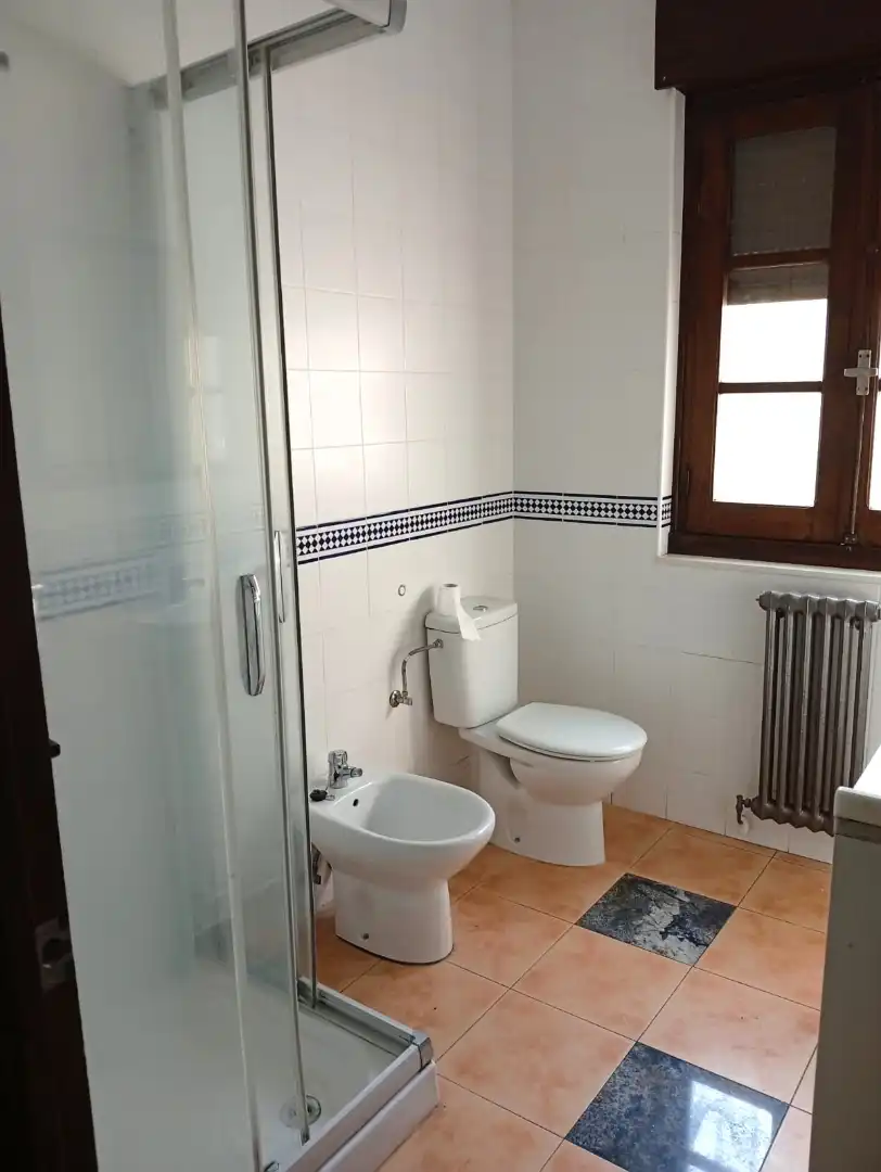 Bathroom of Country homes for sale in Siero  with Heating, Private garden and Parquet flooring