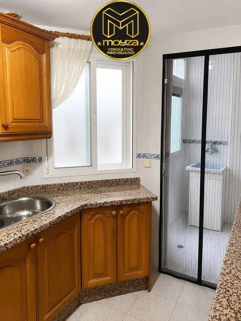 Appartamento con ascensore in vendita a Úbeda, imagen 3