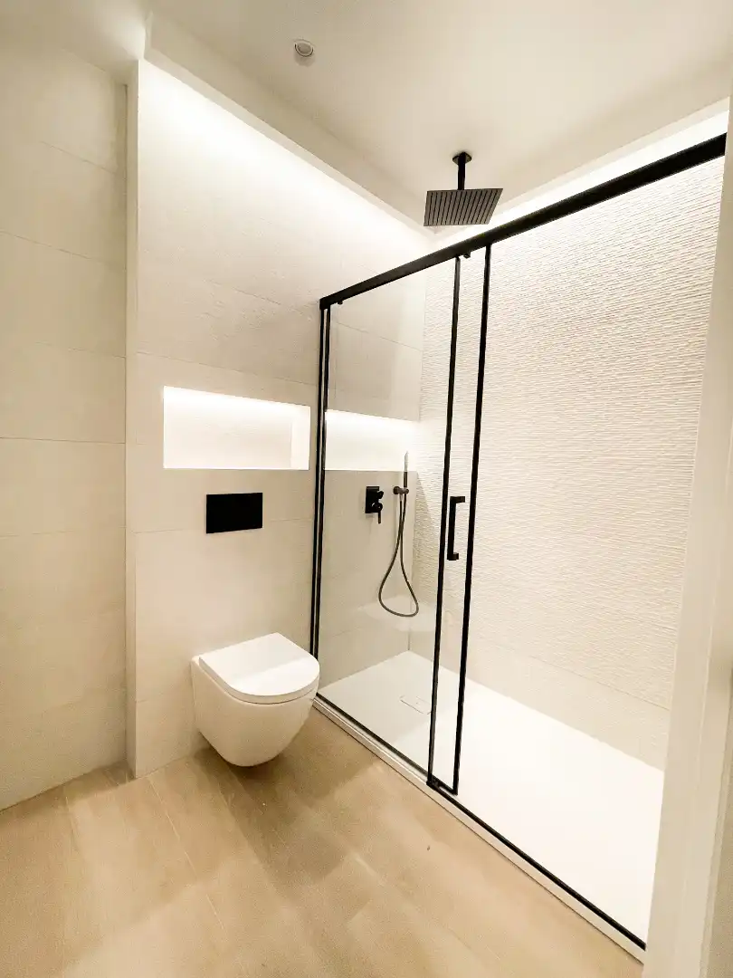 Baño de Casa o chalet en venta en Madrid con Aire acondicionado, Calefacción y Jardín privado
