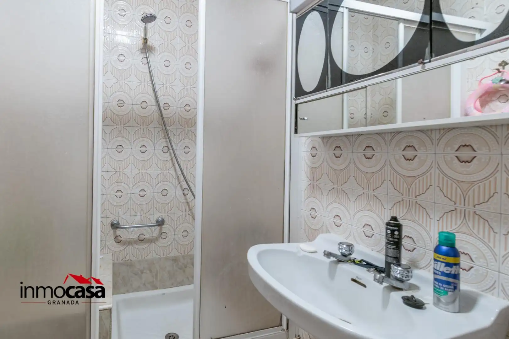 Baño de Edificio en venta en Granada