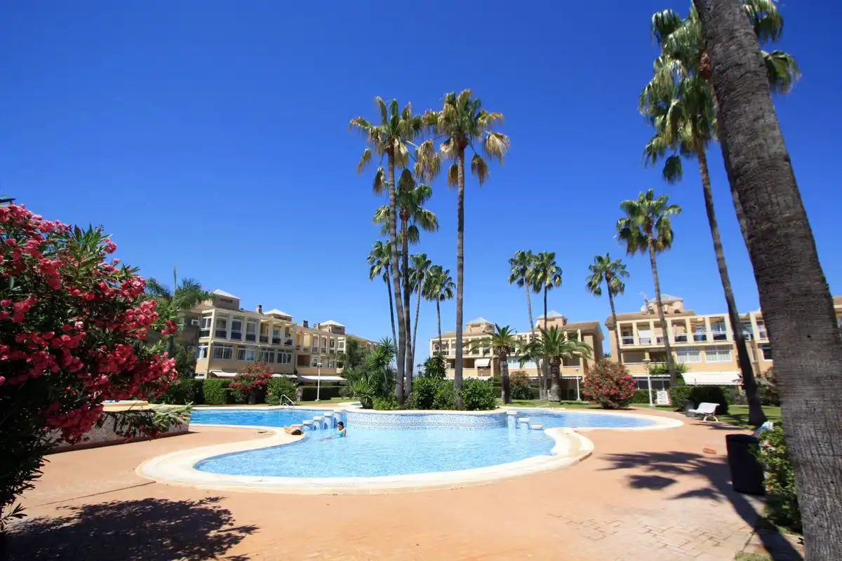 Appartement compact avec piscine à vendre à Las Marinas / Les Marines, imagen 2