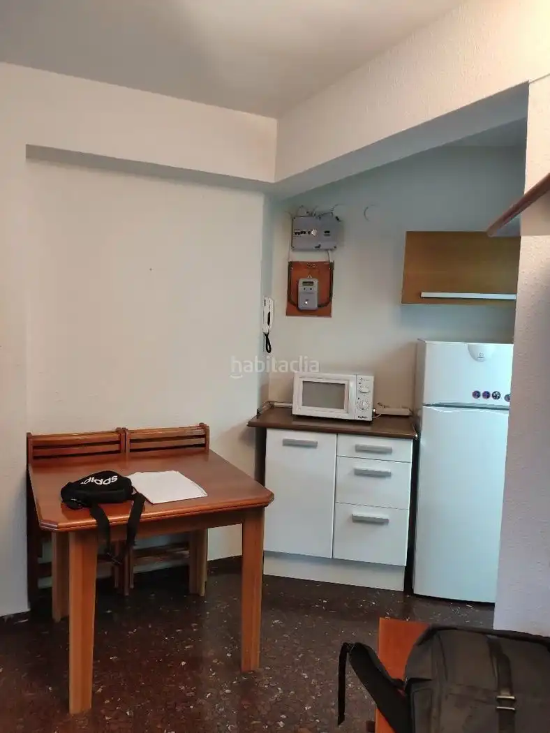 Cuina de Apartament en venda en Sant Vicenç de Montalt amb Calefacció, Terrassa i Moblat