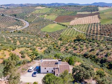 Country house with garden for sale in Polígono 18 Parcela 12 MORISCOS. COLMENAR