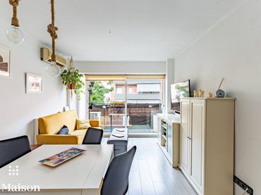 Appartamento con balcone in vendita a Carrer Miquel Biada