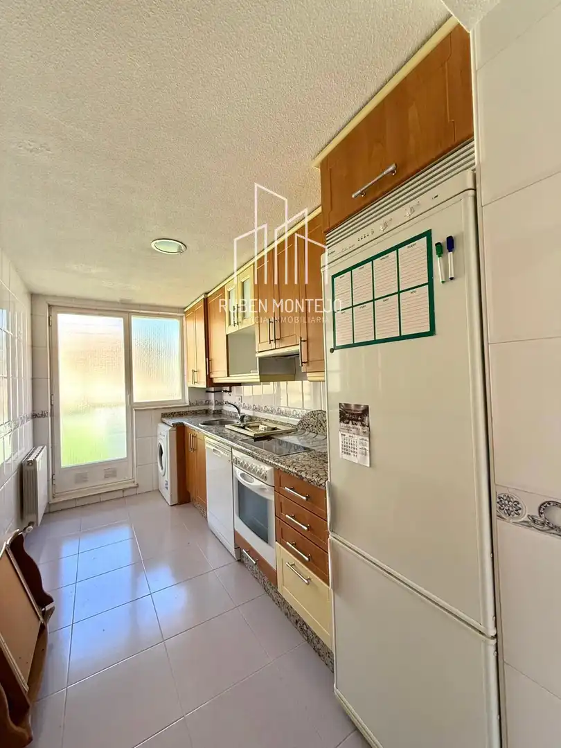 Kitchen of Flat for rent in Salamanca  with Heating, Parquet flooring and Terrace