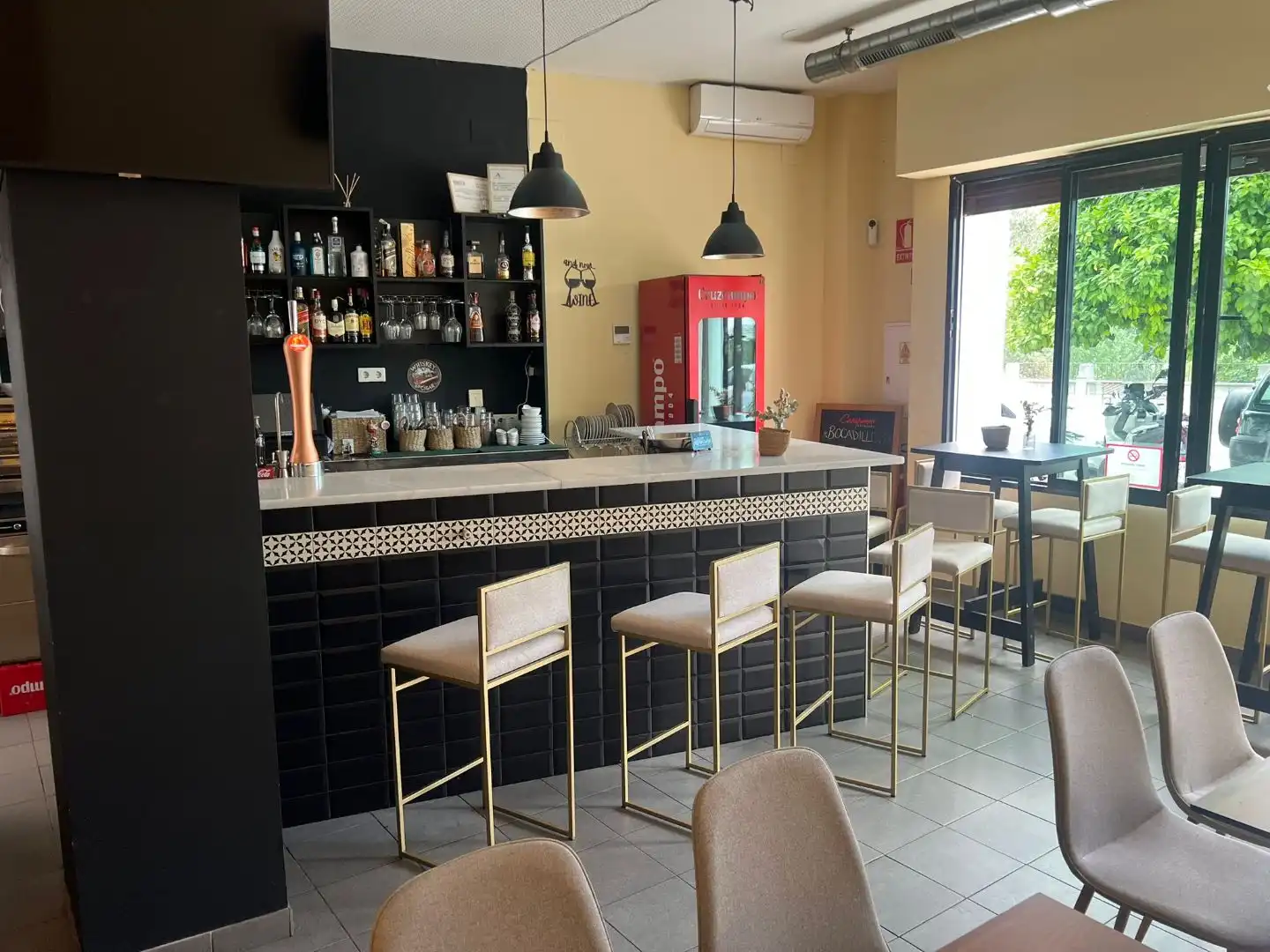 Local de alquiler en Córdoba con Aire acondicionado, Calefacción y Terraza