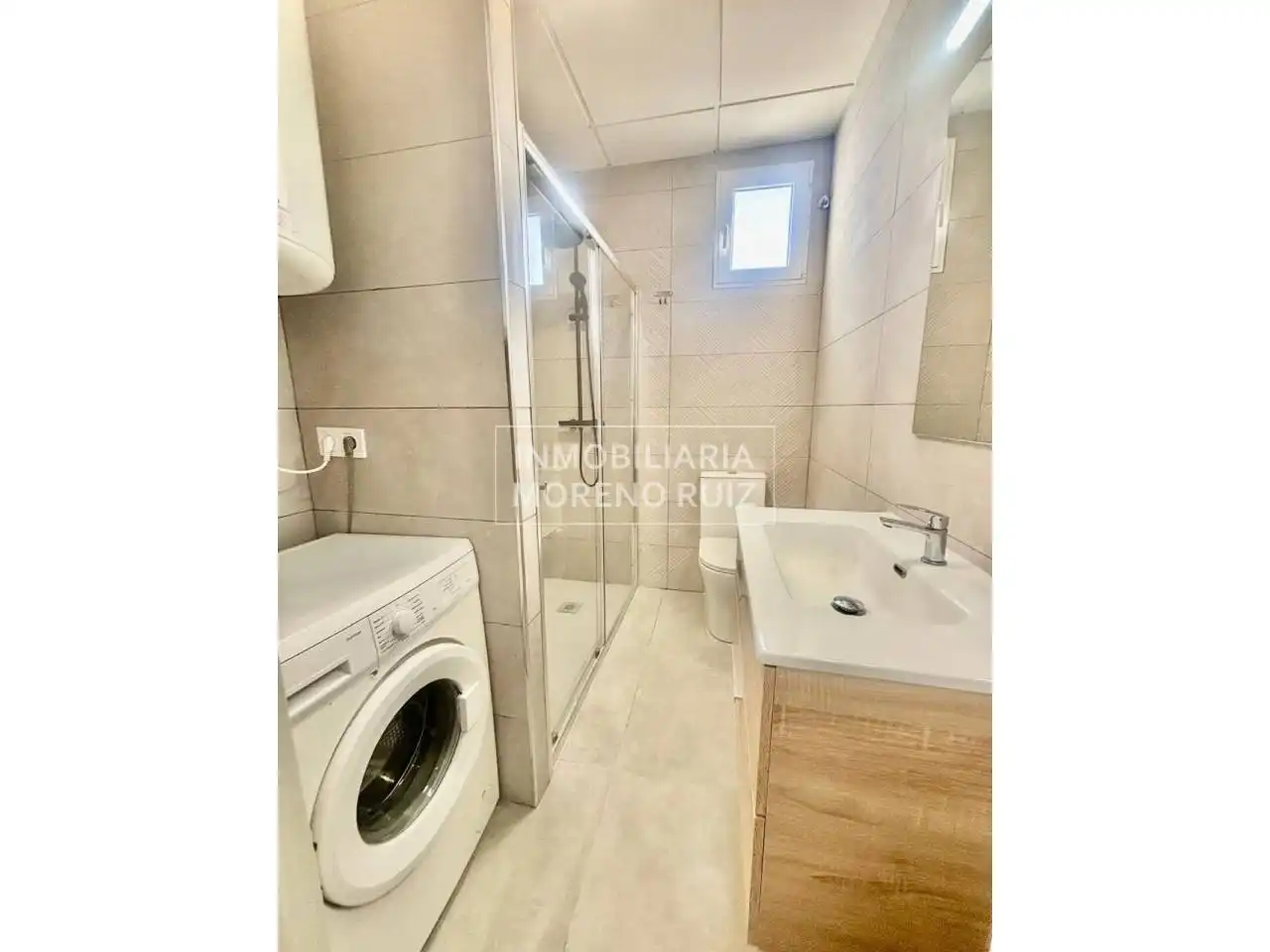 Badezimmer von Wohnung zum Verkauf in Baena